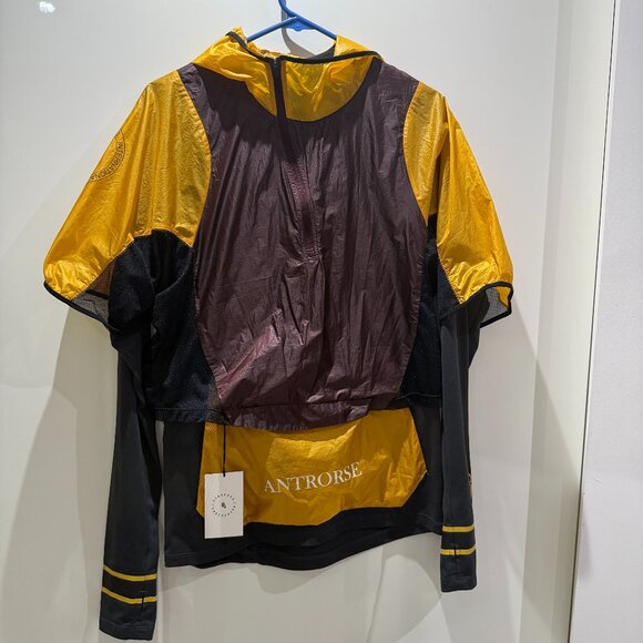 Nike Lab x Undercover x Gyakusou Long Sleeves Active Top Men Size S NWT - Picture 1 of 10